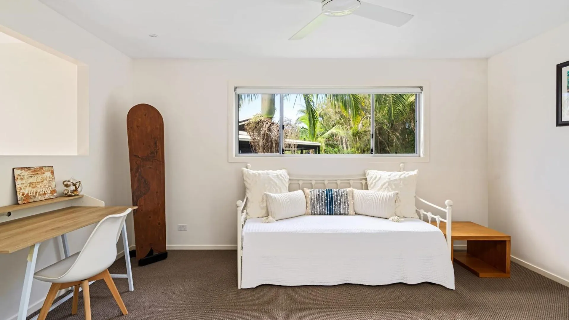 Mount Coolum Beachfront Abode With Private Rooftop Yaroomba 0*,
